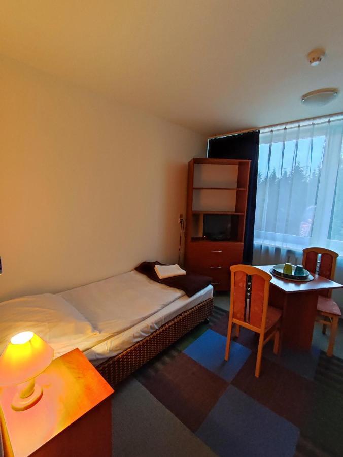 Plonia Economy Hostel Szczecin Luaran gambar
