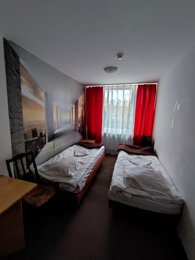 Plonia Economy Hostel Szczecin Luaran gambar
